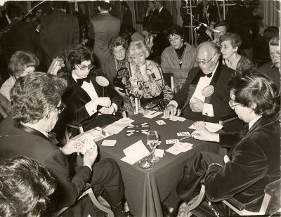 Michael Rosenberg facing plays the dummy during the 1976 Sunday Times International Pairs. On his left is Leon Tintner from France, then Barnet Shenkin, on his left Leon Yallouze also from France.